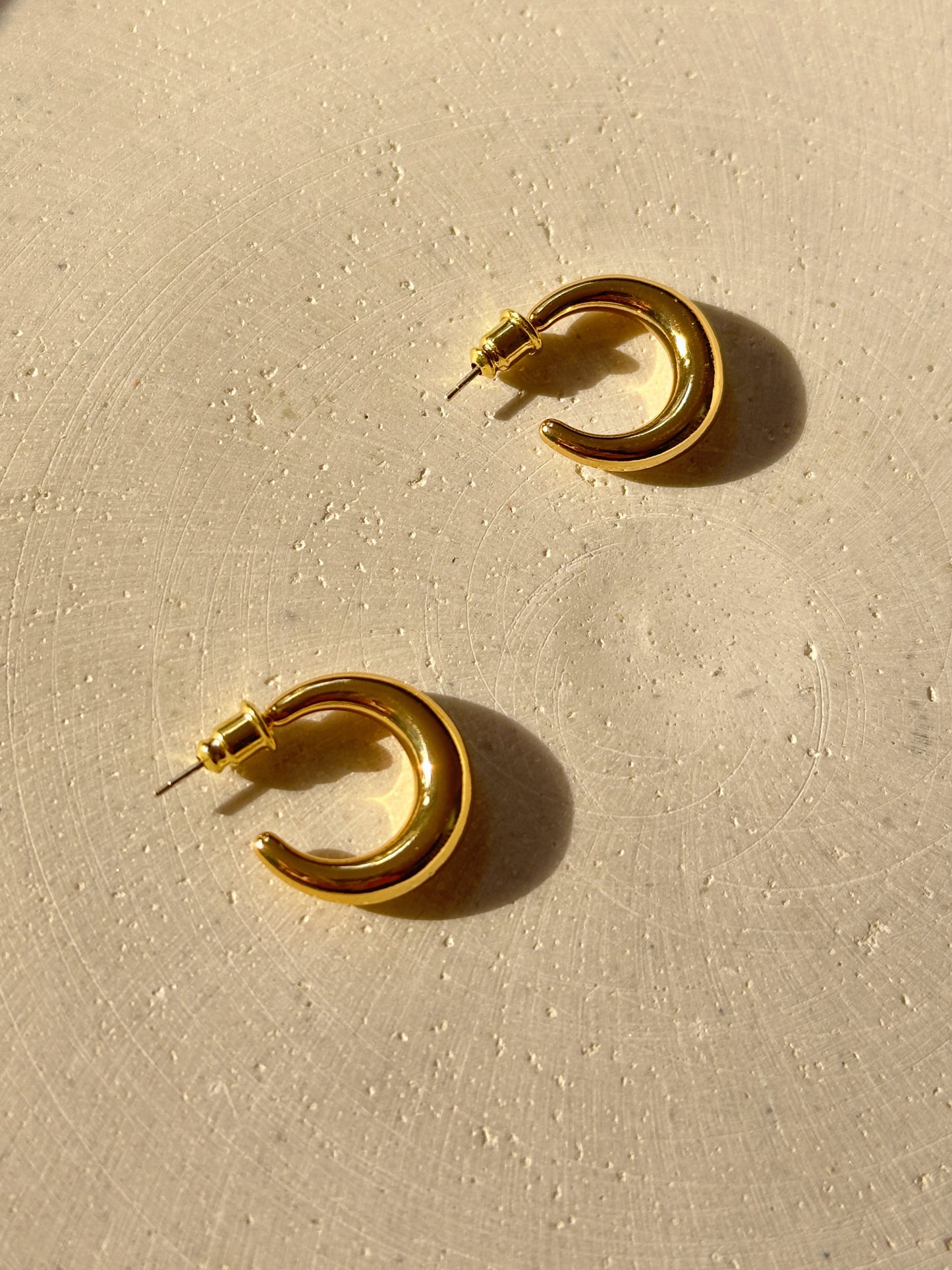 Round Crescent Hoops