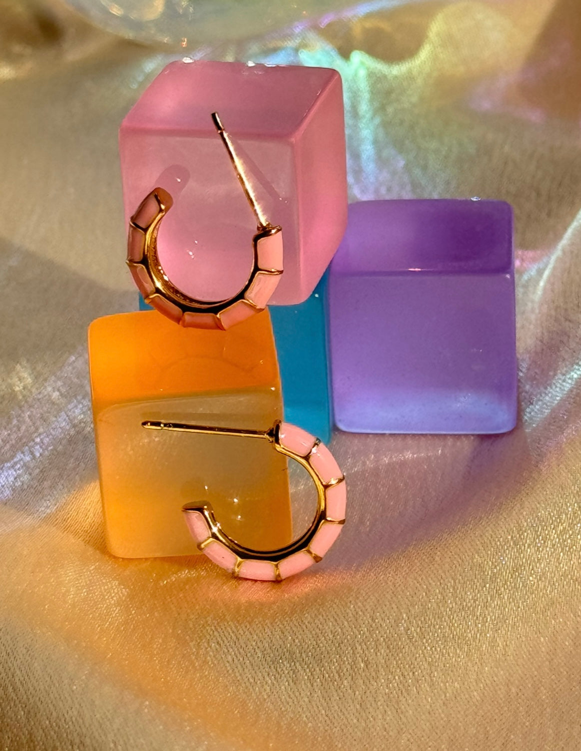 DuElle Summer Mini Huggie