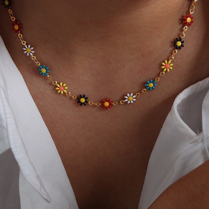 Daisy Daze Necklace