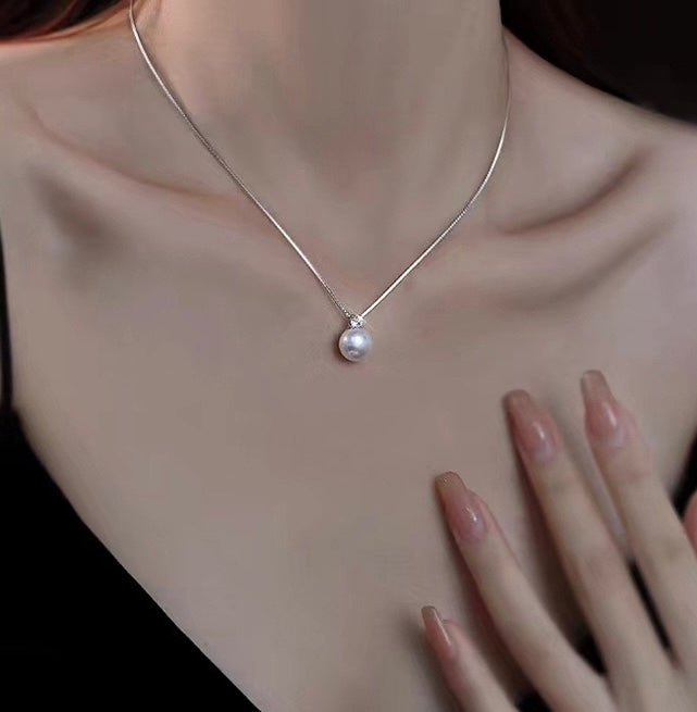 Luna Drop Necklace