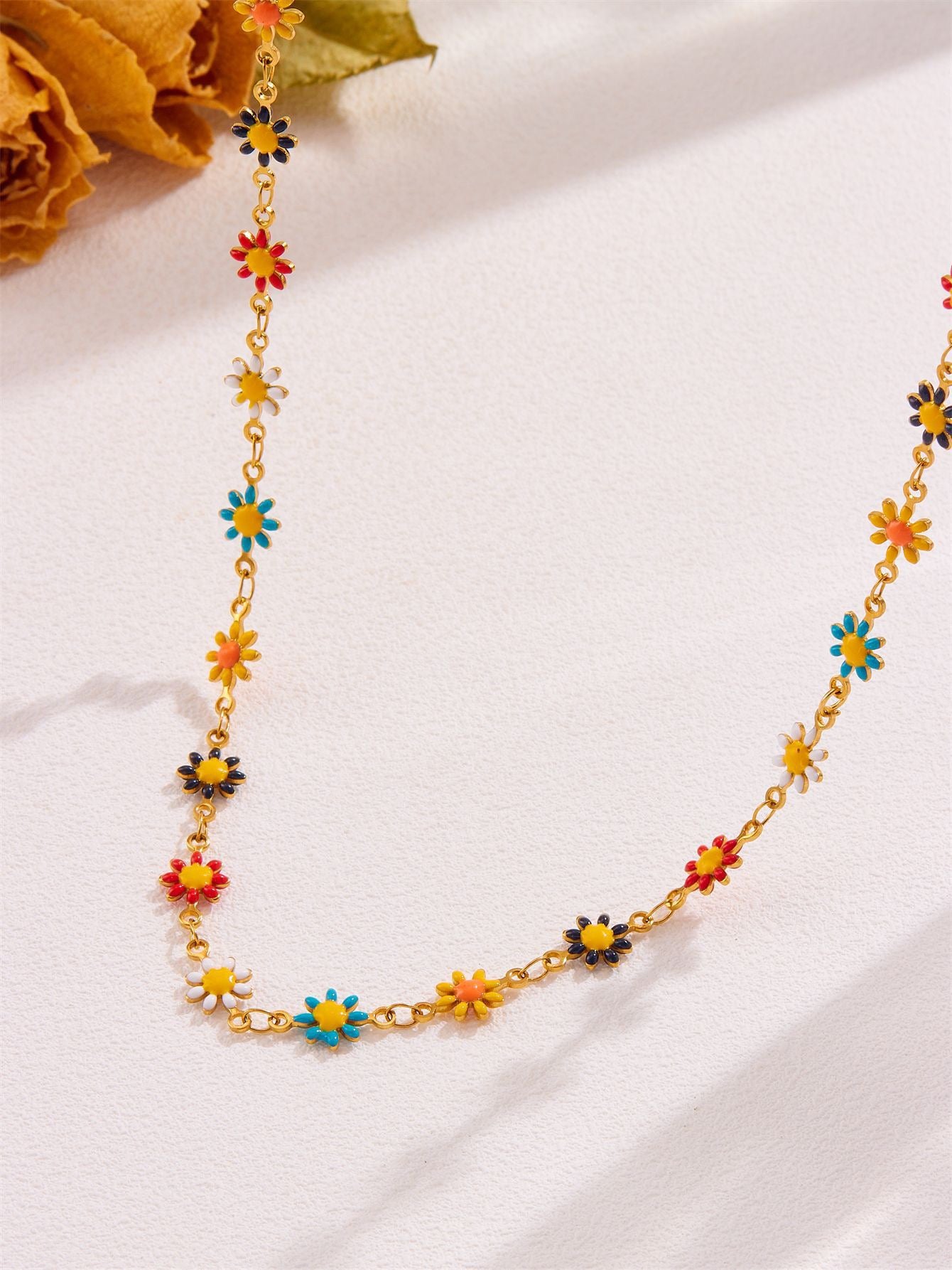 Daisy Daze Necklace