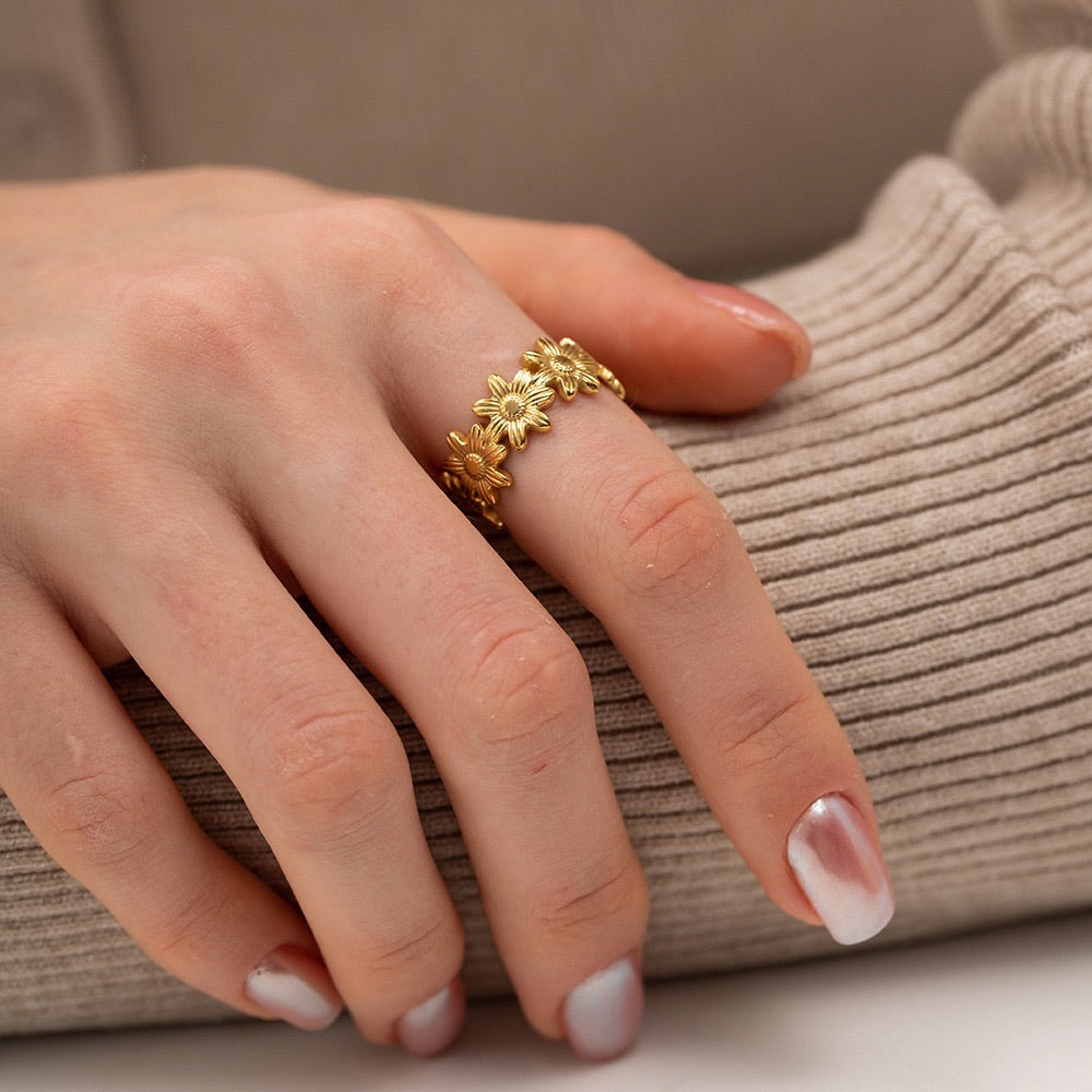 Daisy Ring